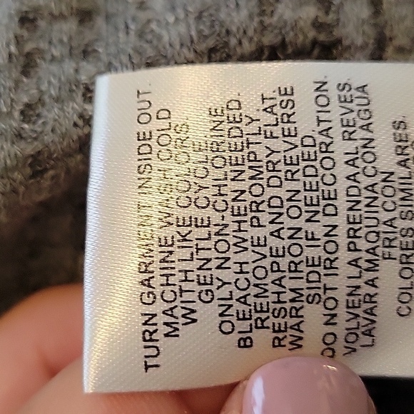 RXB large grey waffle knit shirt with cream crochet peek a boo shoulders - Picture 5 of 5